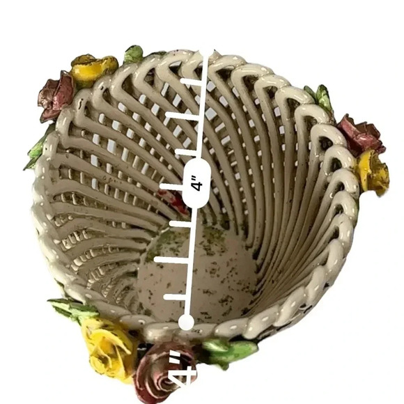 Capodimonte Vintage Art Woven Rope Vase Italy. White w/ Yellow & Red Roses Set - Picture 10 of 11